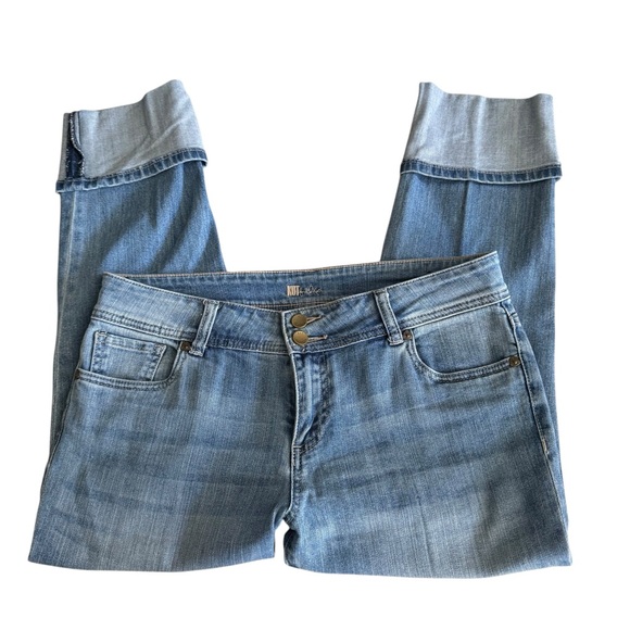 Kut from the Kloth Denim - Kut From The Kloth Rolled Ankle Jeans in excellent condition.